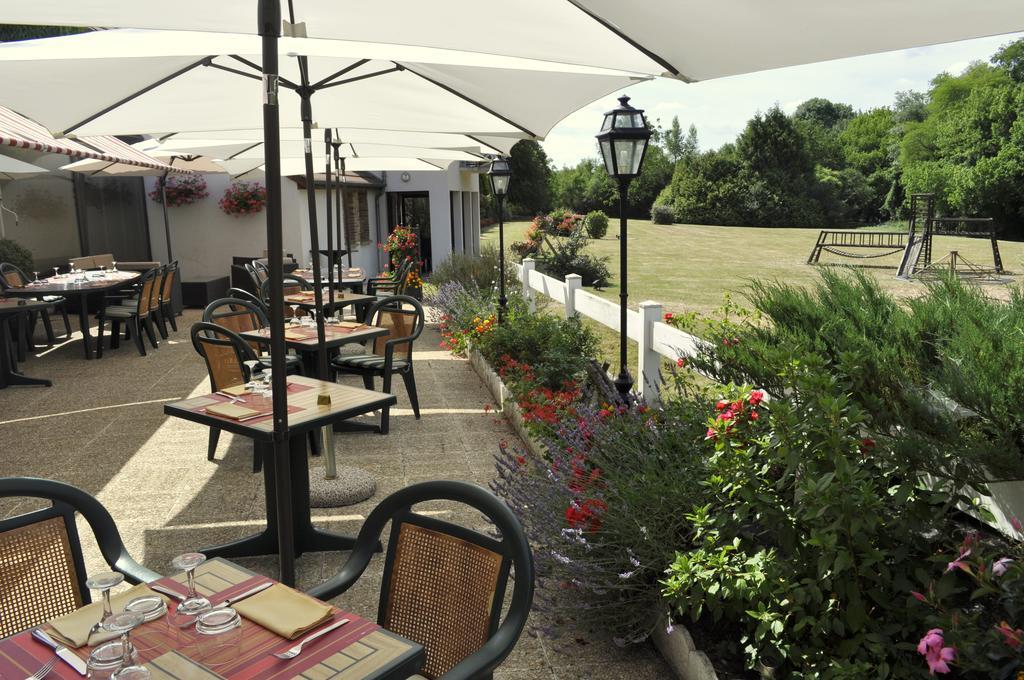 Hotel Restaurant Le Relais De Pouilly Ngoại thất bức ảnh