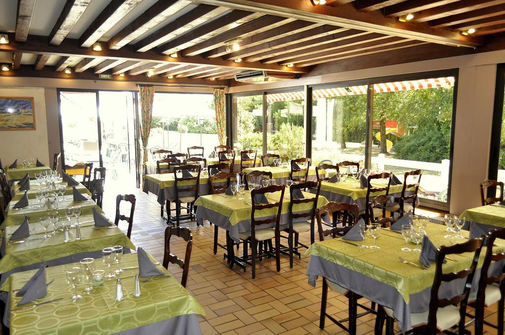 Hotel Restaurant Le Relais De Pouilly Ngoại thất bức ảnh