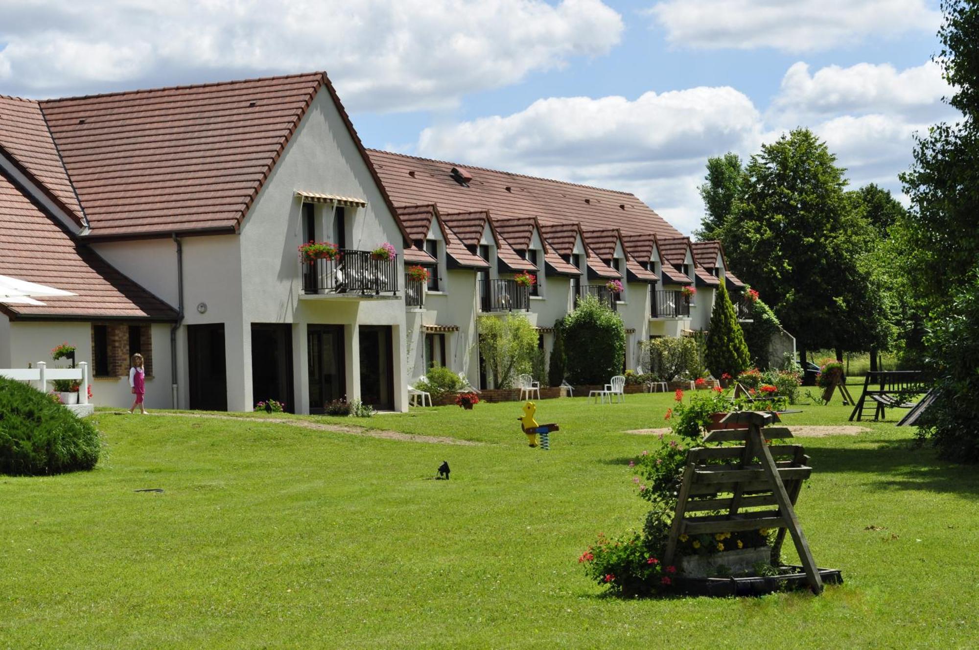 Hotel Restaurant Le Relais De Pouilly Ngoại thất bức ảnh