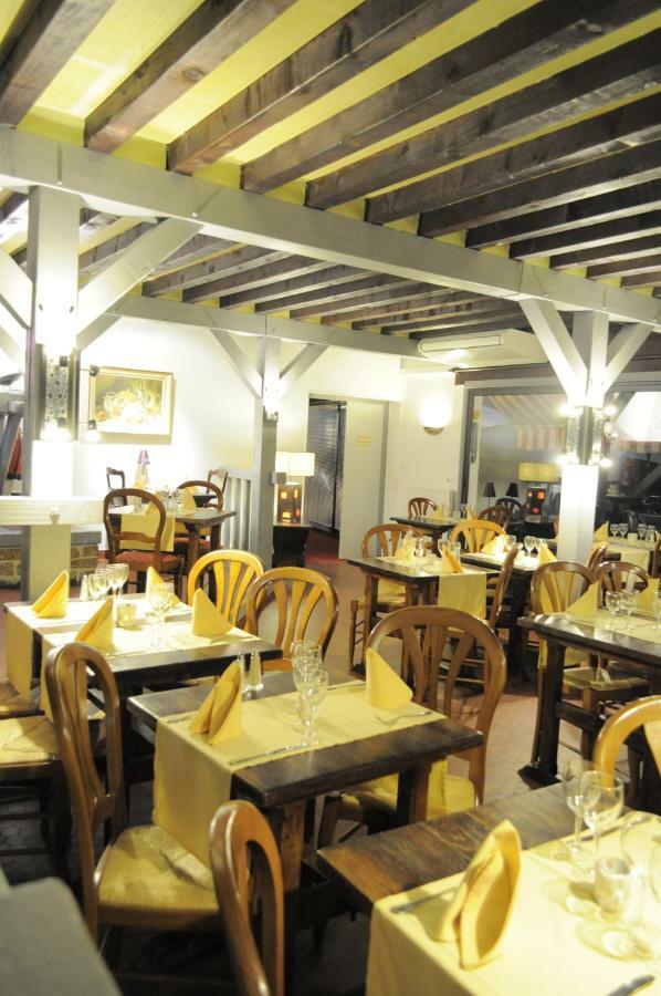 Hotel Restaurant Le Relais De Pouilly Ngoại thất bức ảnh